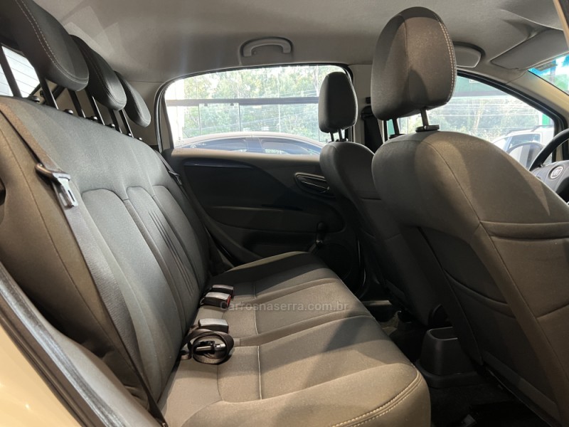 PUNTO 1.4 ATTRACTIVE 8V FLEX 4P MANUAL - 2016 - CAXIAS DO SUL