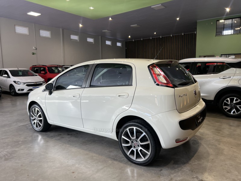 PUNTO 1.4 ATTRACTIVE 8V FLEX 4P MANUAL - 2016 - CAXIAS DO SUL