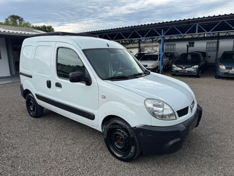KANGOO 1.6 EXPRESS 16V FLEX 4P MANUAL - 2013 - IGREJINHA