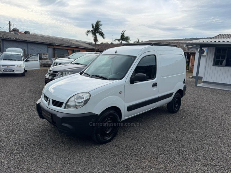 KANGOO 1.6 EXPRESS 16V FLEX 4P MANUAL - 2013 - IGREJINHA