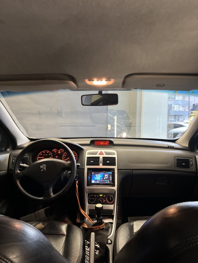307 1.6 PRESENCE 16V GASOLINA 4P MANUAL - 2008 - CAXIAS DO SUL