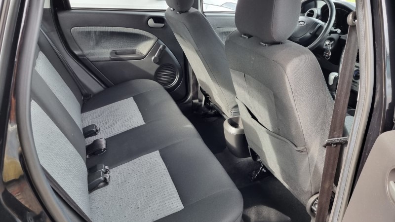 FIESTA 1.6 SE SEDAN 16V FLEX 4P AUTOMÁTICO - 2014 - TEUTôNIA