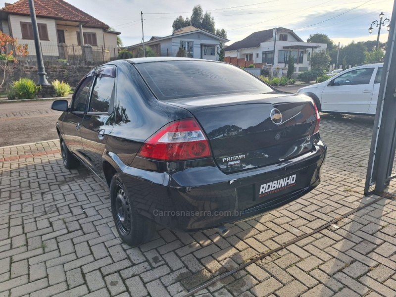 PRISMA 1.4 MPFI MAXX 8V FLEX 4P MANUAL - 2011 - CAMBARá DO SUL