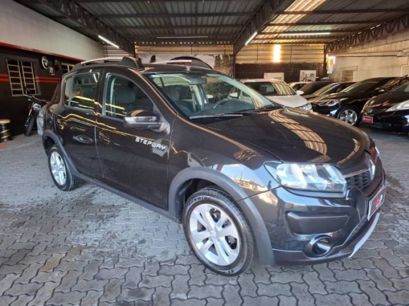 SANDERO 1.6 STEPWAY 16V DYNAMIQUE FLEX 4P MANUAL - 2015 - CAXIAS DO SUL
