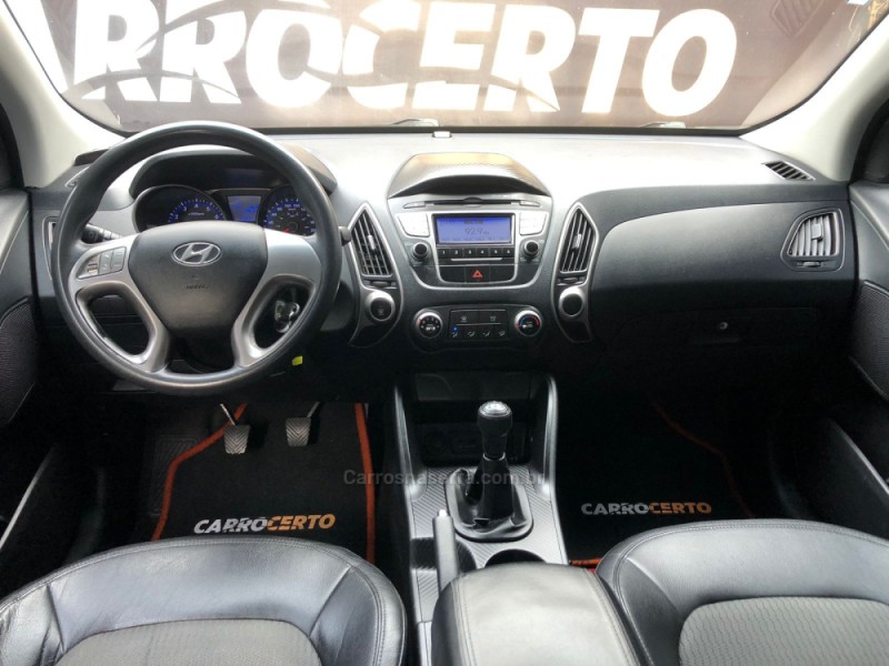 IX35 2.0 MPI 4X2 16V FLEX 4P MANUAL - 2011 - NOVO HAMBURGO
