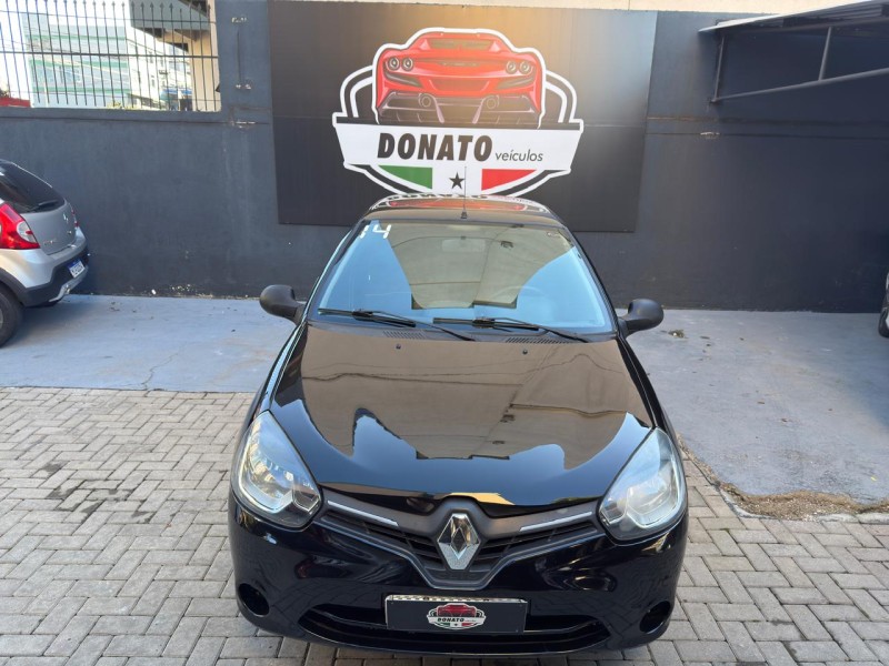 CLIO 1.0 EXPRESSION 16V FLEX 4P MANUAL - 2014 - CAXIAS DO SUL
