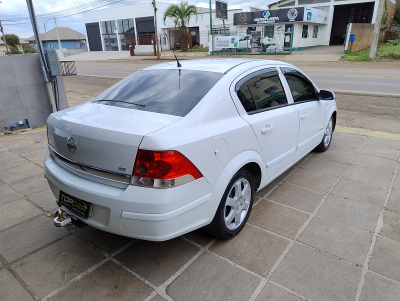 VECTRA 2.0 MPFI EXPRESSION 8V FLEX 4P MANUAL - 2008 - VACARIA