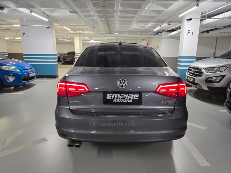JETTA 2.0 TSI HIGHLINE 211CV GASOLINA 4P DSG - 2017 - PORTO ALEGRE