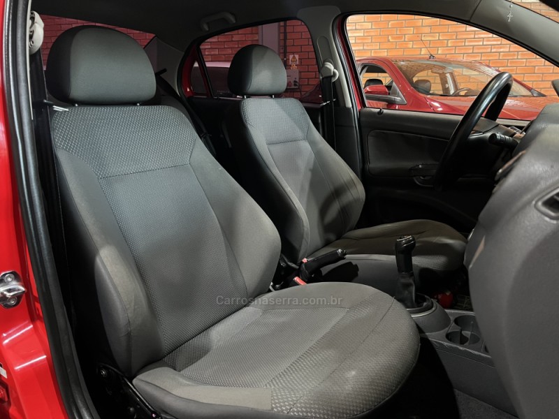 VOYAGE 1.0 I TREND 16V FLEX 4P MANUAL - 2012 - BENTO GONçALVES