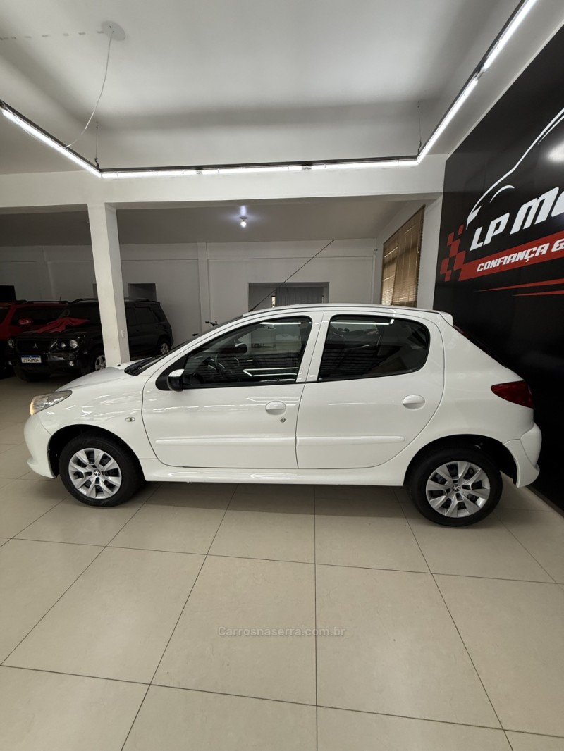 207 1.4 XR SPORT 8V FLEX 2P MANUAL - 2012 - FARROUPILHA
