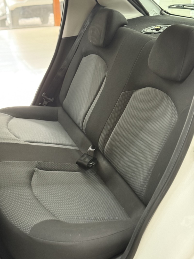 207 1.4 XR SPORT 8V FLEX 2P MANUAL - 2012 - FARROUPILHA
