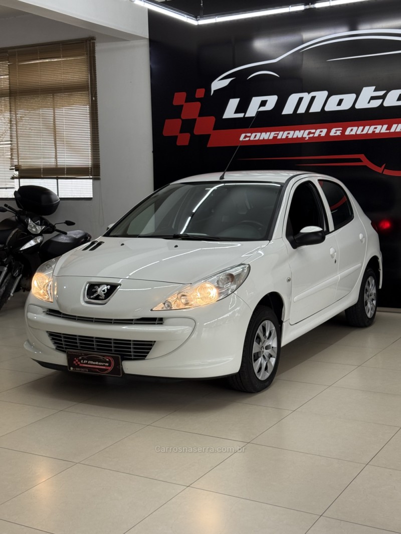 207 1.4 XR SPORT 8V FLEX 2P MANUAL - 2012 - FARROUPILHA