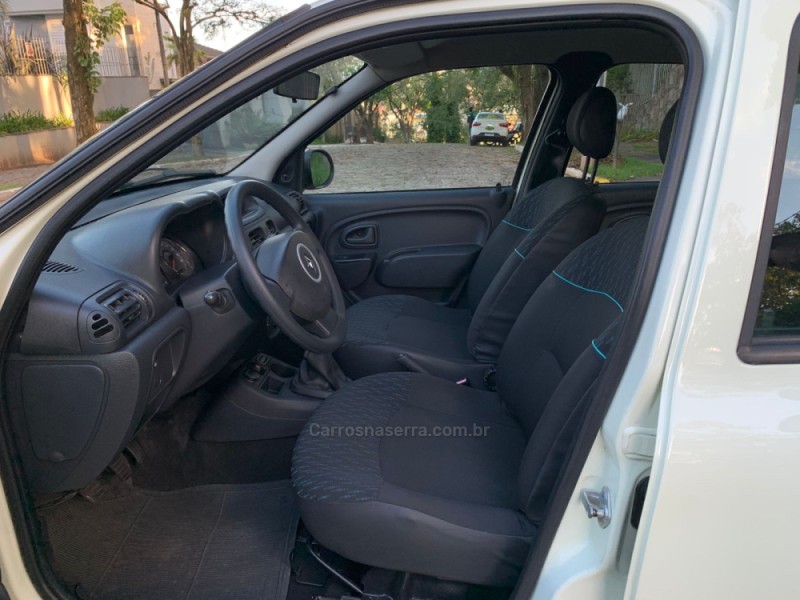 CLIO 1.0 16V FLEX 4P MANUAL - 2016 - SAPIRANGA