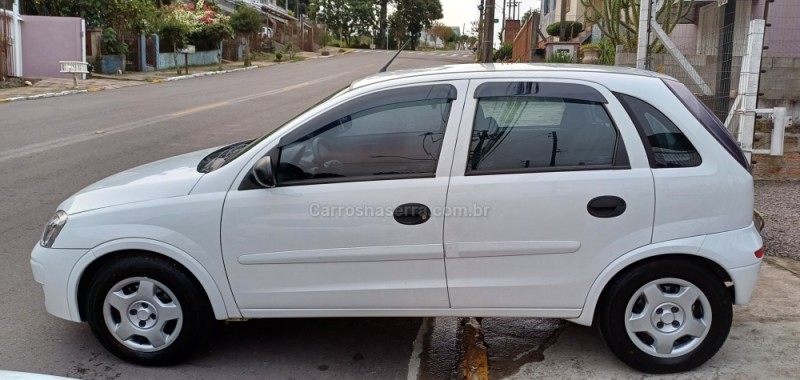 CORSA 1.4 MPFI MAXX 8V FLEX 4P MANUAL - 2011 - FARROUPILHA