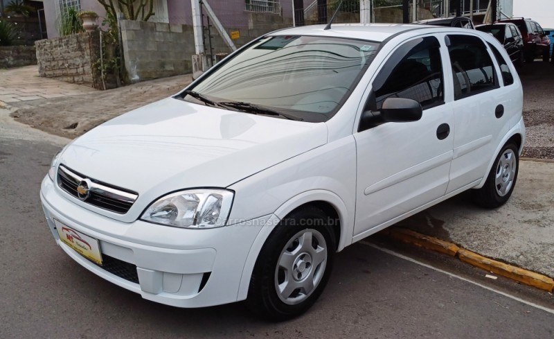 CORSA 1.4 MPFI MAXX 8V FLEX 4P MANUAL - 2011 - FARROUPILHA