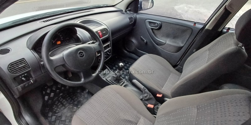 CORSA 1.4 MPFI MAXX 8V FLEX 4P MANUAL - 2011 - FARROUPILHA