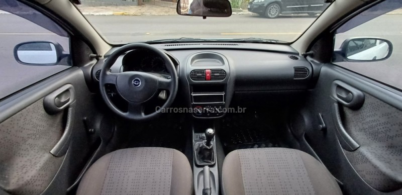 CORSA 1.4 MPFI MAXX 8V FLEX 4P MANUAL - 2011 - FARROUPILHA
