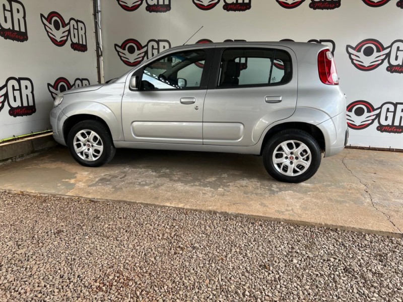 UNO 1.0 VIVACE 8V FLEX 4P MANUAL - 2013 - IBIRAIARAS