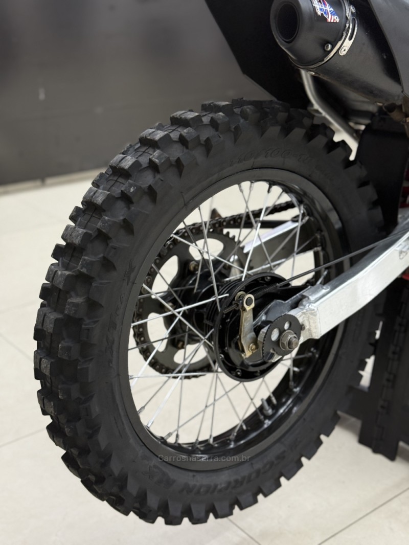 CRF 230F  - 2015 - FARROUPILHA