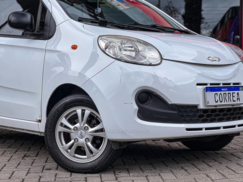 QQ 1.0 MPFI LOOK 12V GASOLINA 4P MANUAL - 2019 - CANELA