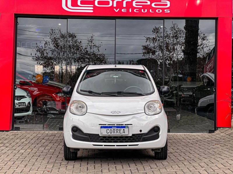 QQ 1.0 MPFI LOOK 12V GASOLINA 4P MANUAL - 2019 - CANELA