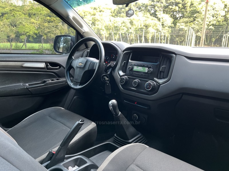 S10 2.8 LS 4X4 CD 16V TURBO DIESEL 4P MANUAL - 2017 - NOVA BASSANO