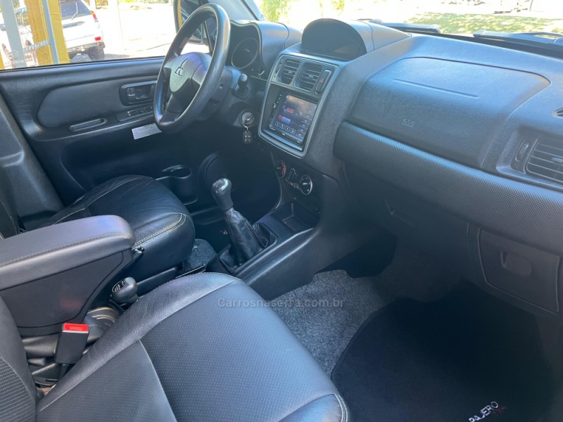 PAJERO TR4 2.0 4X4 16V FLEX 4P MANUAL - 2010 - DOIS IRMãOS