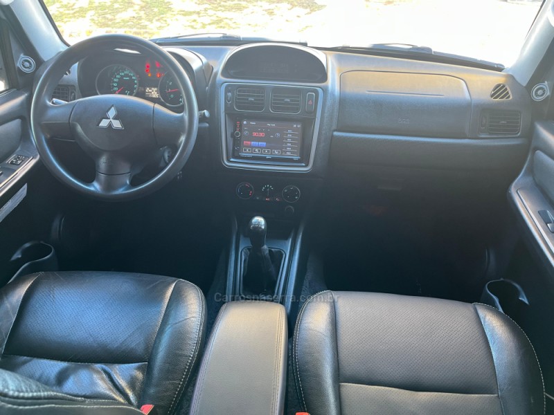 PAJERO TR4 2.0 4X4 16V FLEX 4P MANUAL - 2010 - DOIS IRMãOS