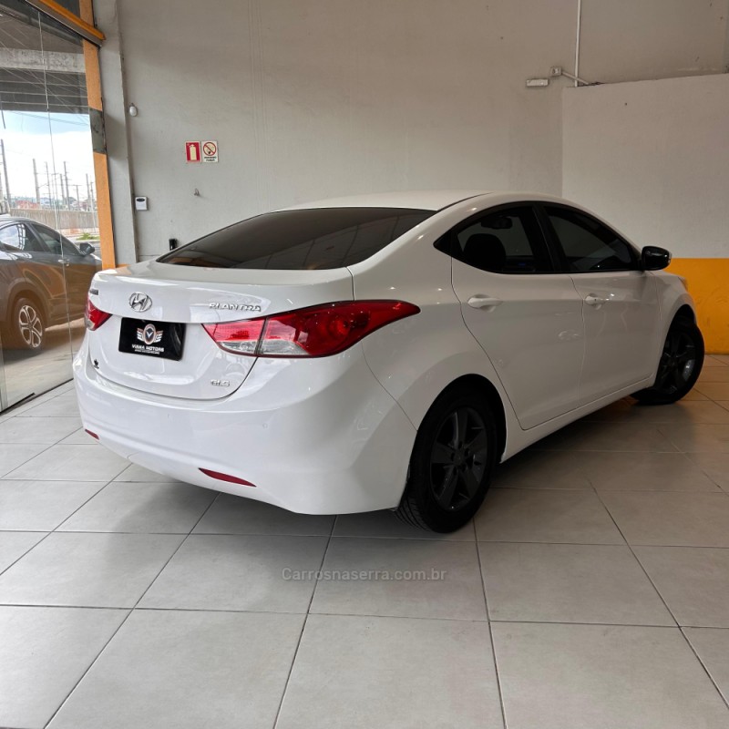 ELANTRA 1.8 GLS 16V GASOLINA 4P AUTOMÁTICO - 2012 - SAPUCAIA DO SUL