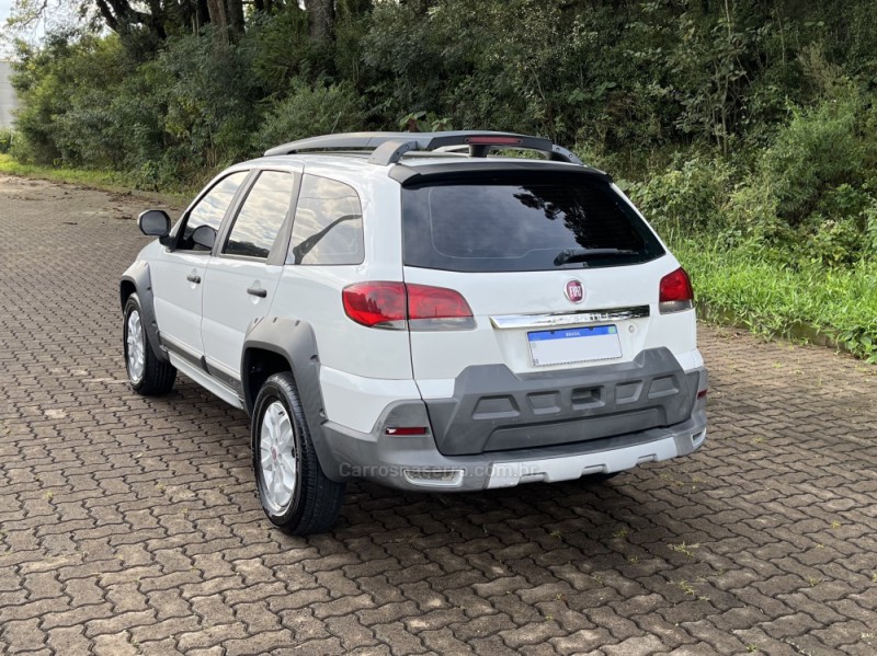 PALIO 1.8 MPI ADVENTURE WEEKEND 8V FLEX 4P AUTOMATIZADO - 2014 - NOVA BASSANO