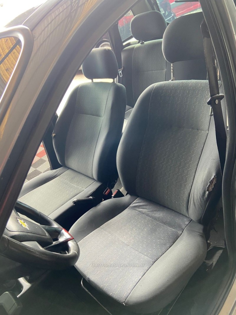 CORSA 1.0 MPFI WIND 8V GASOLINA 2P MANUAL - 2001 - CAXIAS DO SUL