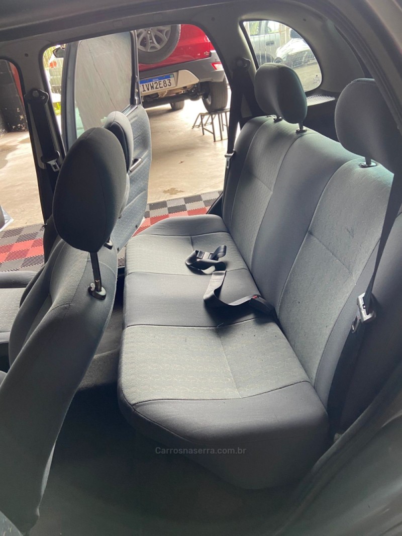 CORSA 1.0 MPFI WIND 8V GASOLINA 2P MANUAL - 2001 - CAXIAS DO SUL