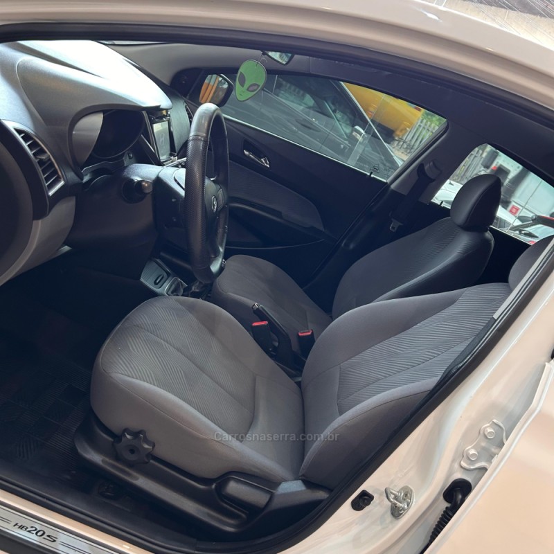 HB20S 1.6 PREMIUM 16V FLEX 4P MANUAL - 2015 - SAPUCAIA DO SUL