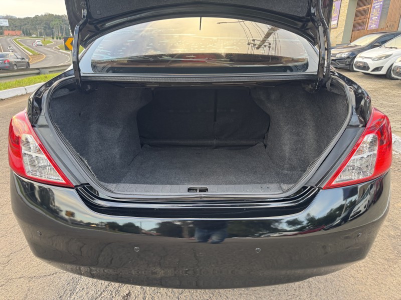 VERSA 1.6 16V FLEX SL 4P MANUAL - 2014 - DOIS IRMãOS