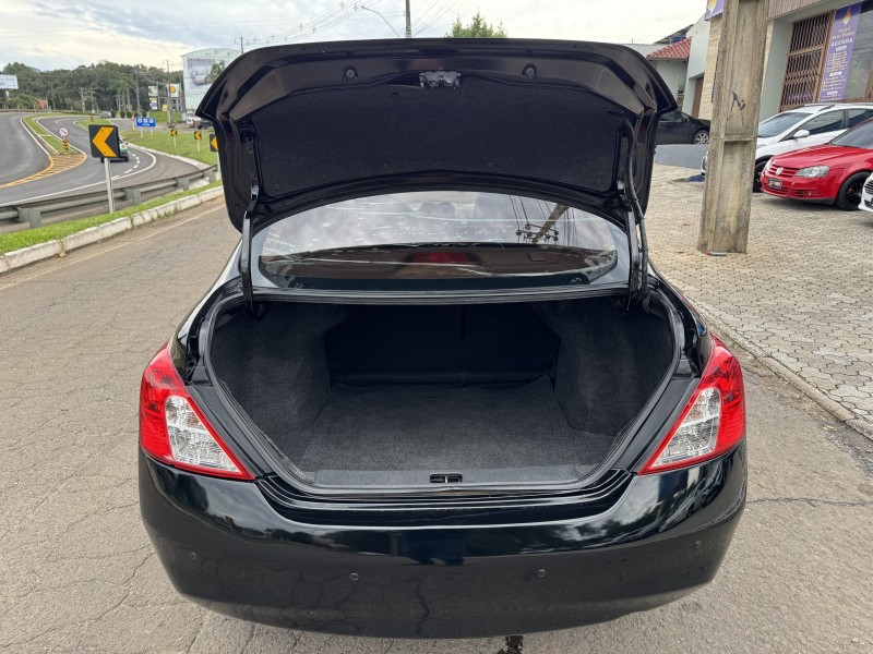VERSA 1.6 16V FLEX SL 4P MANUAL - 2014 - DOIS IRMãOS