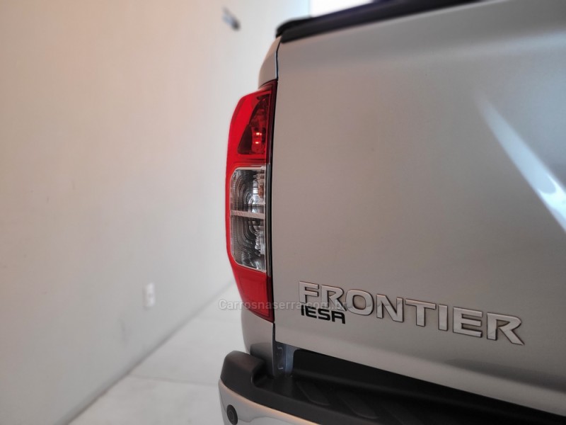 FRONTIER 2.3 LE 4X4 CD BI TURBO DIESEL 4P AUTOMÁTICO - 2021 - CANELA