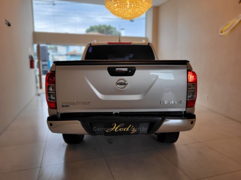 FRONTIER 2.3 LE 4X4 CD BI TURBO DIESEL 4P AUTOMÁTICO - 2021 - CANELA