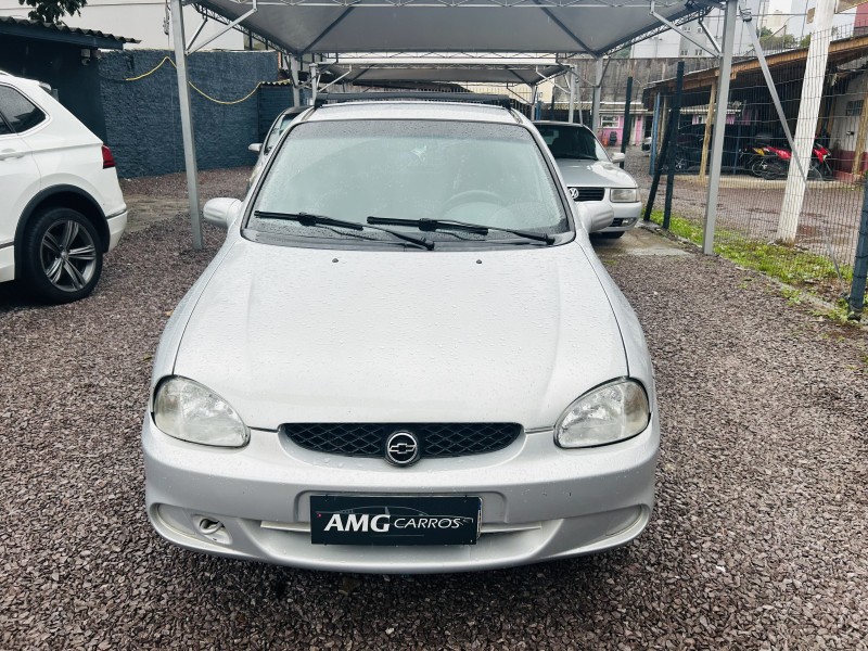 CORSA 1.0 MPFI MILENIUM 8V GASOLINA 4P MANUAL - 2001 - CAXIAS DO SUL