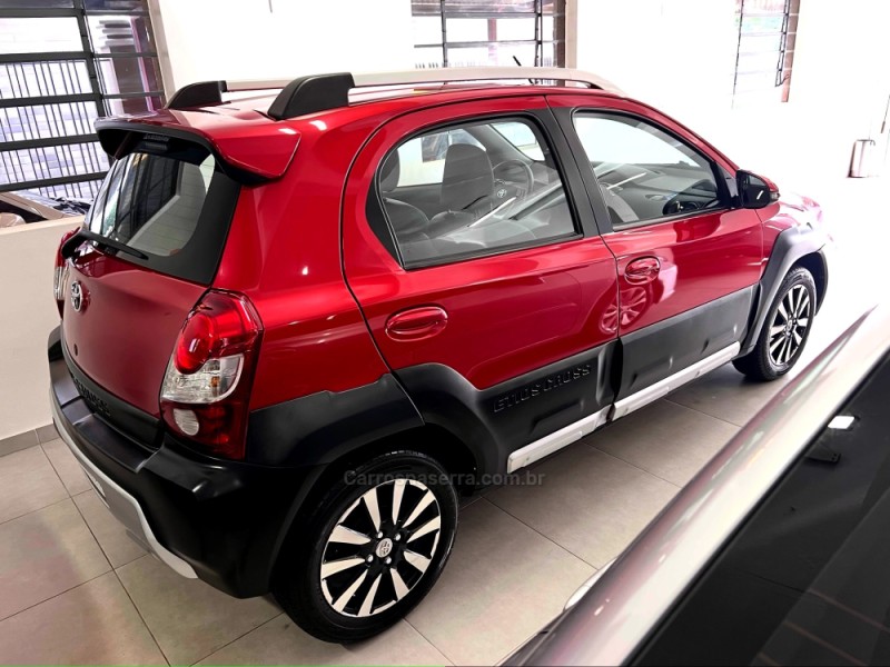 ETIOS CROSS 1.5 16V FLEX 4P AUTOMÁTICO - 2018 - CARLOS BARBOSA
