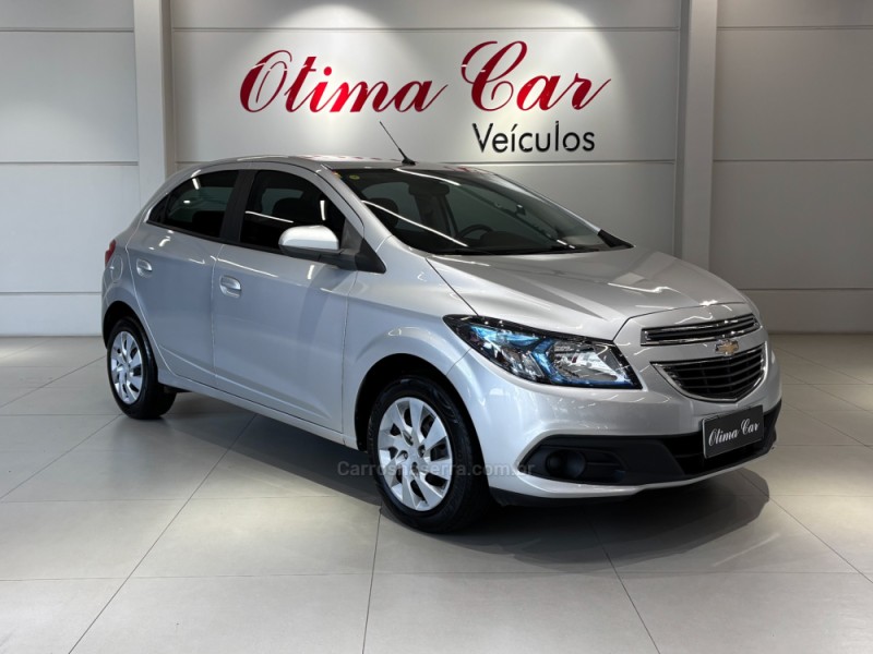 ONIX 1.4 MPFI LT 8V FLEX 4P MANUAL - 2016 - FLORES DA CUNHA