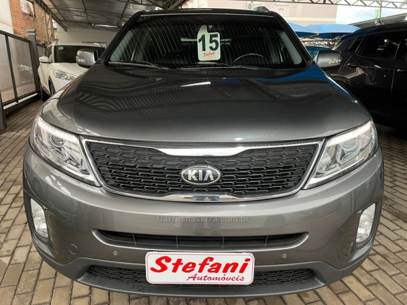 SORENTO 2.4 EX2 4X2 16V GASOLINA 4P AUTOMÁTICO - 2015 - FELIZ