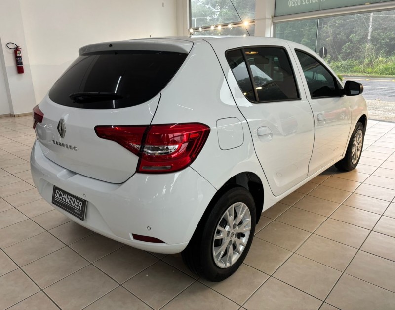 SANDERO 1.0 ZEN 12V FLEX 4P MANUAL - 2022 - NOVA PETRóPOLIS