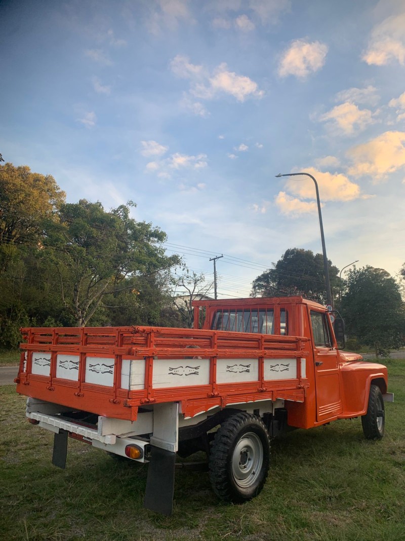 F-75 2.3 4X4 PICK-UP MANUAL - 1975 - CAXIAS DO SUL