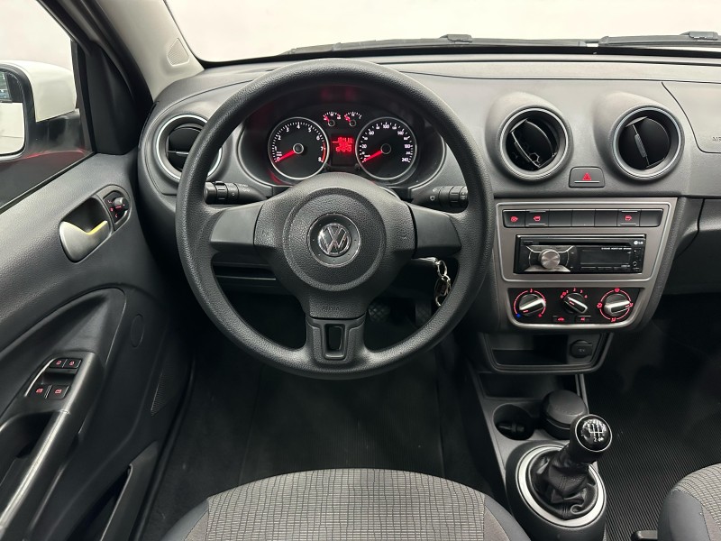 VOYAGE 1.6 MI CITY 8V FLEX 4P MANUAL - 2014 - CAXIAS DO SUL