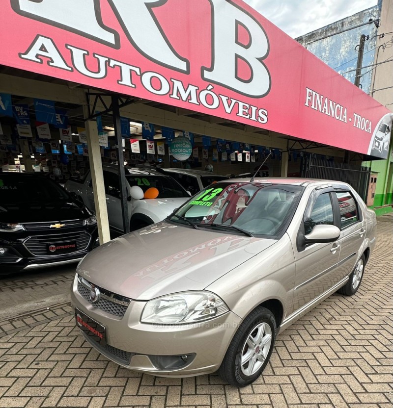 SIENA 1.0 MPI EL 8V FLEX 4P MANUAL - 2013 - PAROBé