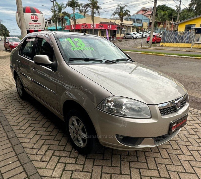 SIENA 1.0 MPI EL 8V FLEX 4P MANUAL - 2013 - PAROBé