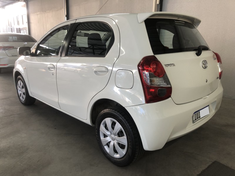 etios 1.3 xs 16v flex 4p manual 2013 caxias do sul