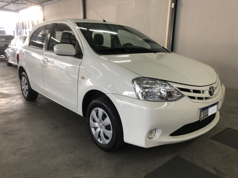 ETIOS 1.3 XS 16V FLEX 4P MANUAL - 2013 - CAXIAS DO SUL