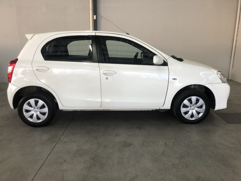 ETIOS 1.3 XS 16V FLEX 4P MANUAL - 2013 - CAXIAS DO SUL
