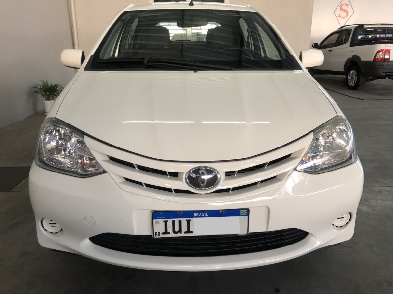 ETIOS 1.3 XS 16V FLEX 4P MANUAL - 2013 - CAXIAS DO SUL